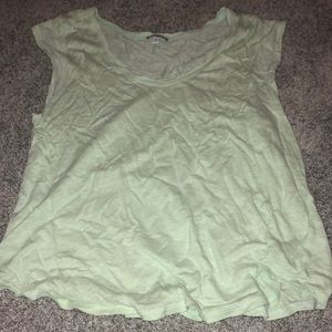 Sleeve-less tee
